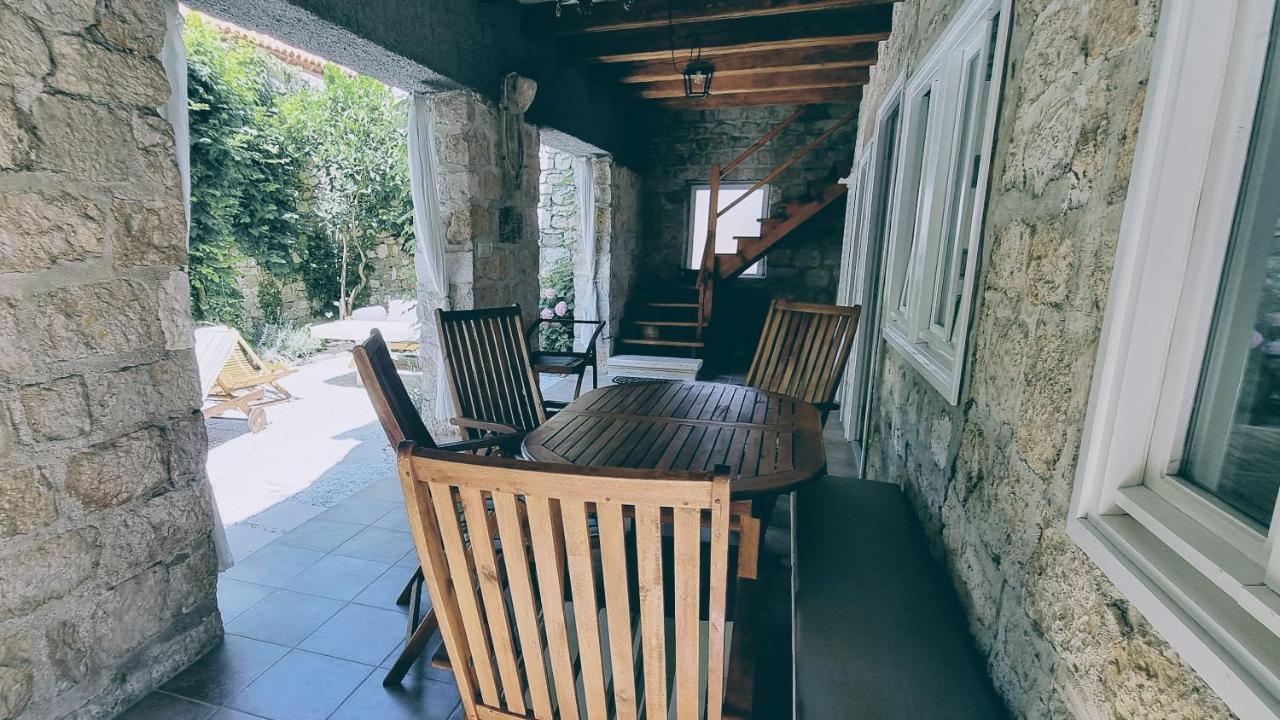 Rector'S Villa - Charming Retreat In Old Town With Jacuzzi In Private Courtyard Rab Town Eksteriør bilde